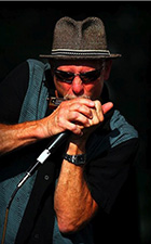 Tad Robinson