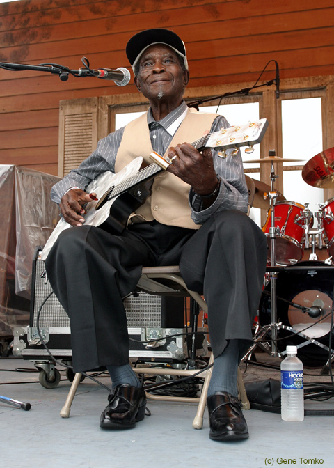 honeyboy edwards