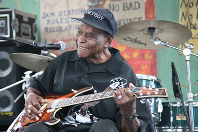 David Honeyboy Edwards