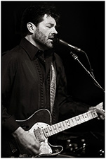 Tab Benoit B&W