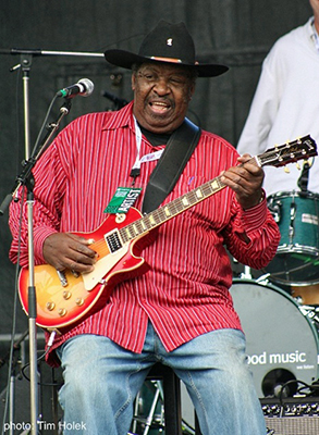 Magic Slim by Tim Holek