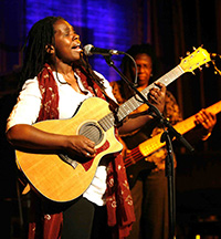 Ruthie Foster small